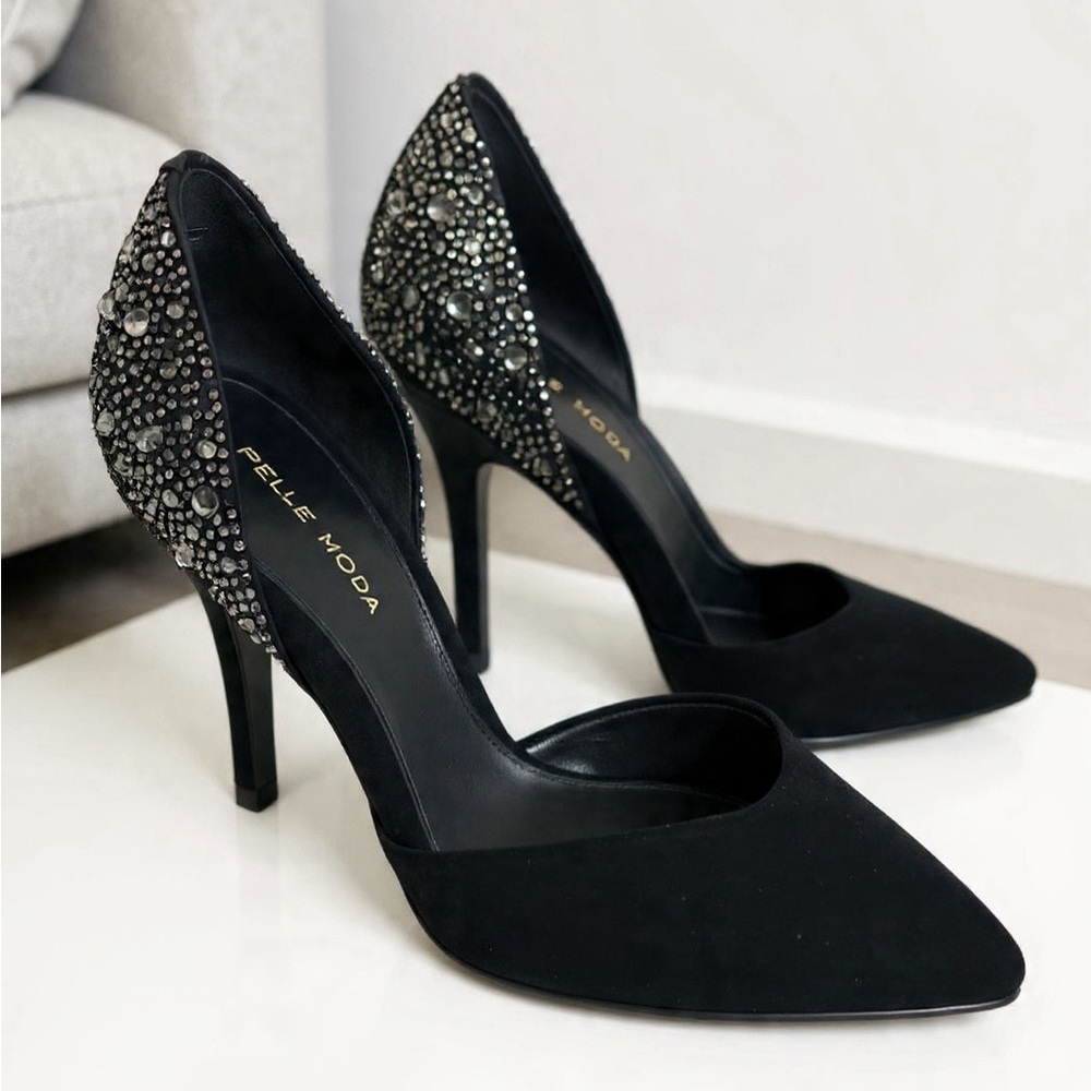 Pelle Moda Black Embellished Heels. NWT